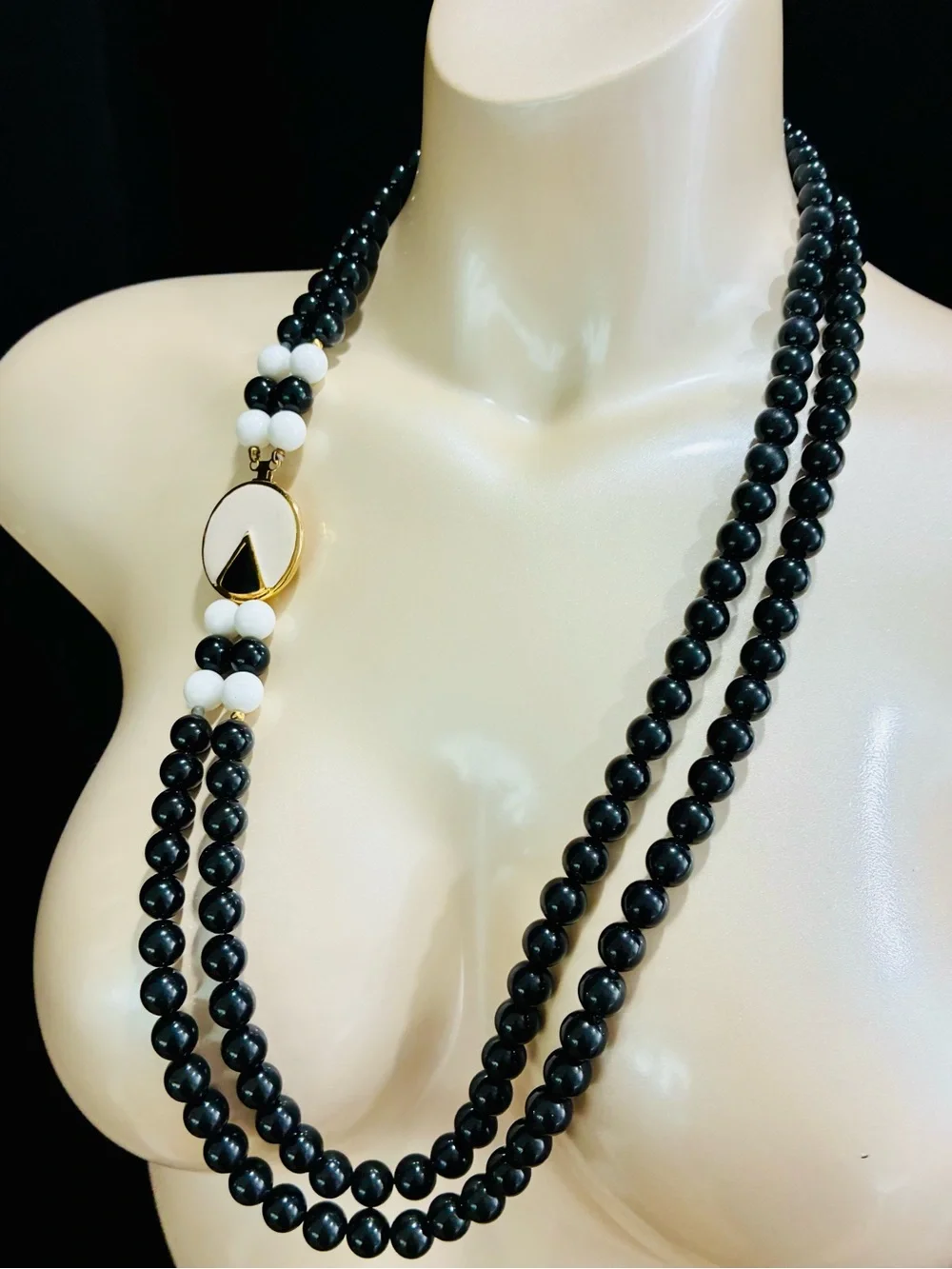 VTG 80s Black and White Beaded Layered Necklace with Gold Enamel Security Clasp